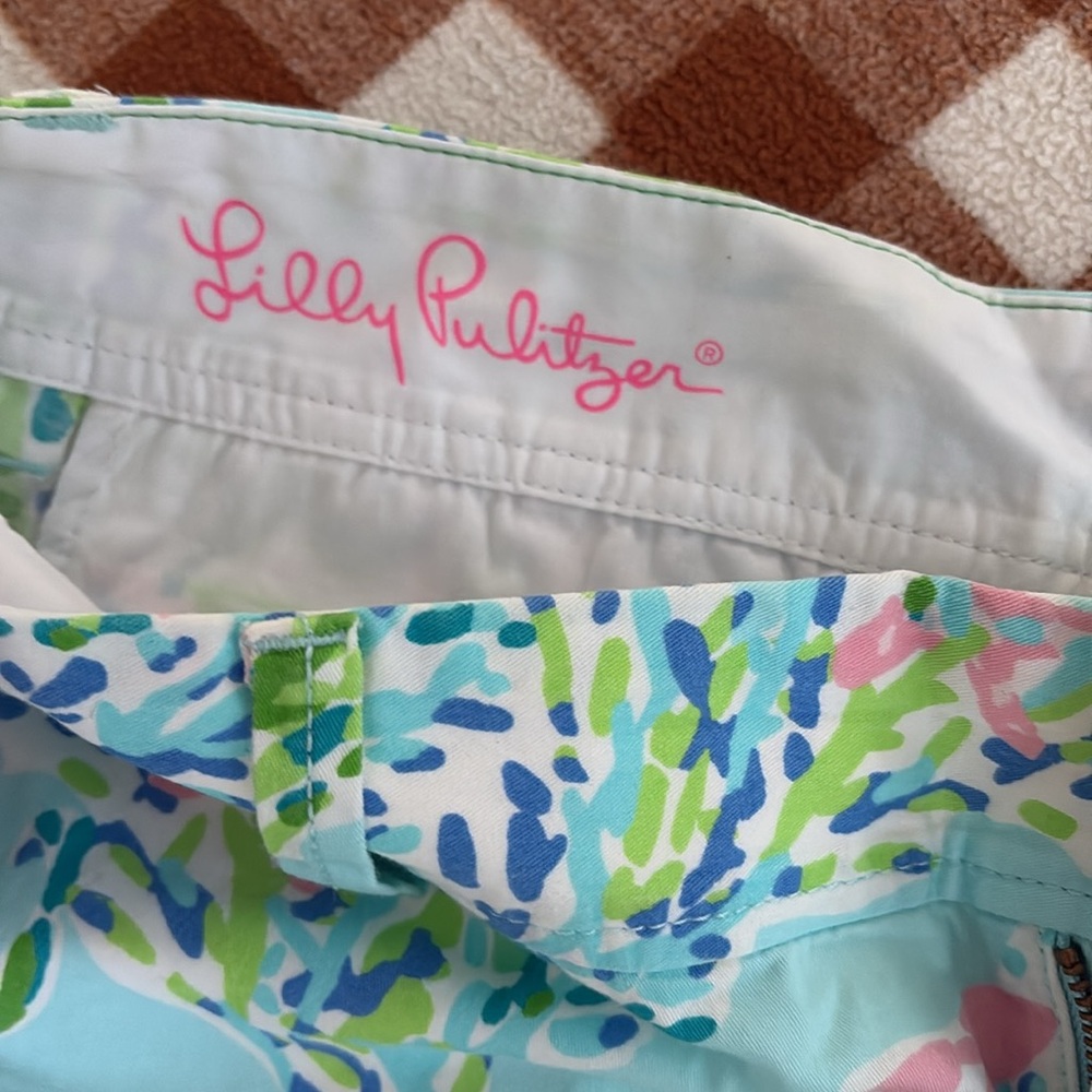 Lilly Pulitzer Callahan short - Picture 3 of 4
